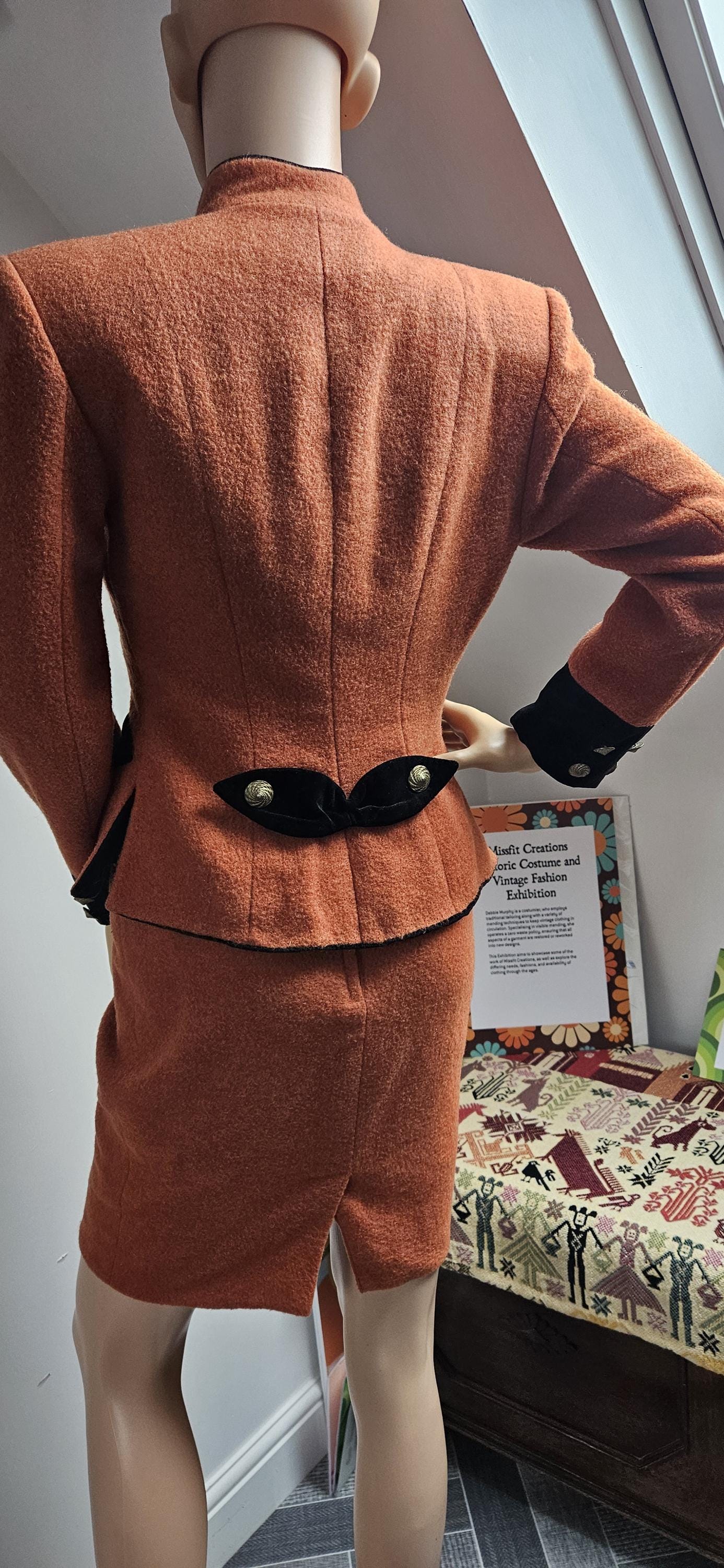 Vintage Salmon Pink Wool Two Piece Skirt & Jacket Suit S