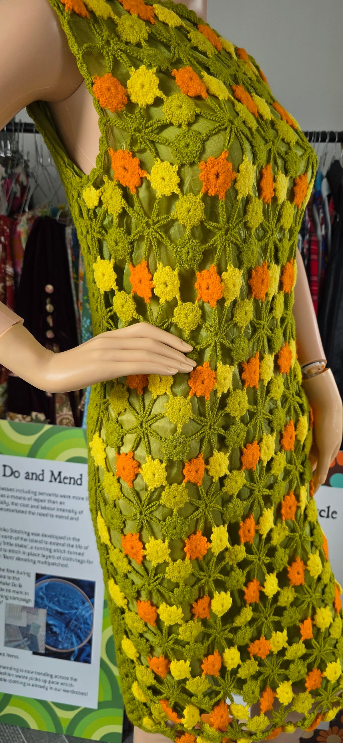 Vintage 1960s Cerimode Crochet Shift Dress 12/14