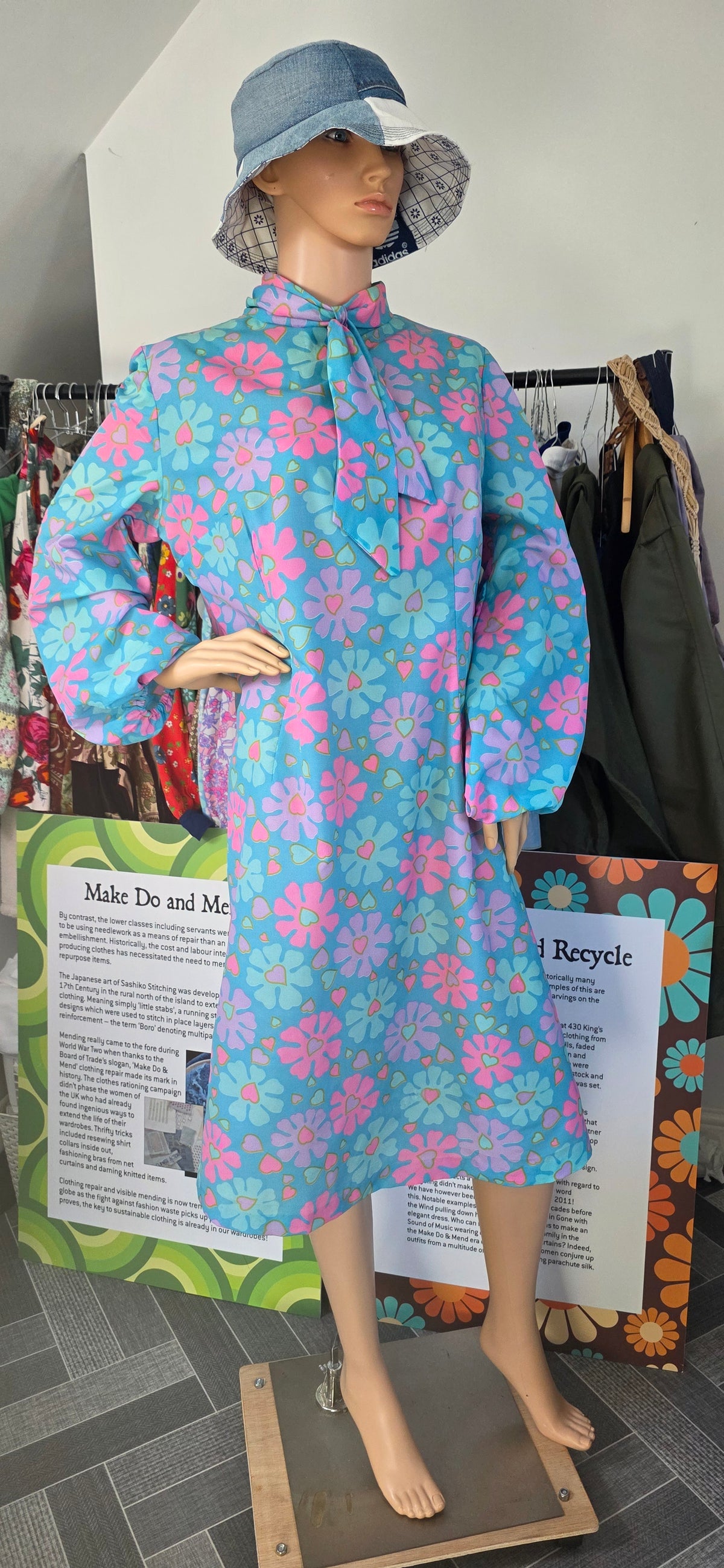 1960s Handmade Blue & Pink Floral Day Dress sz18/20
