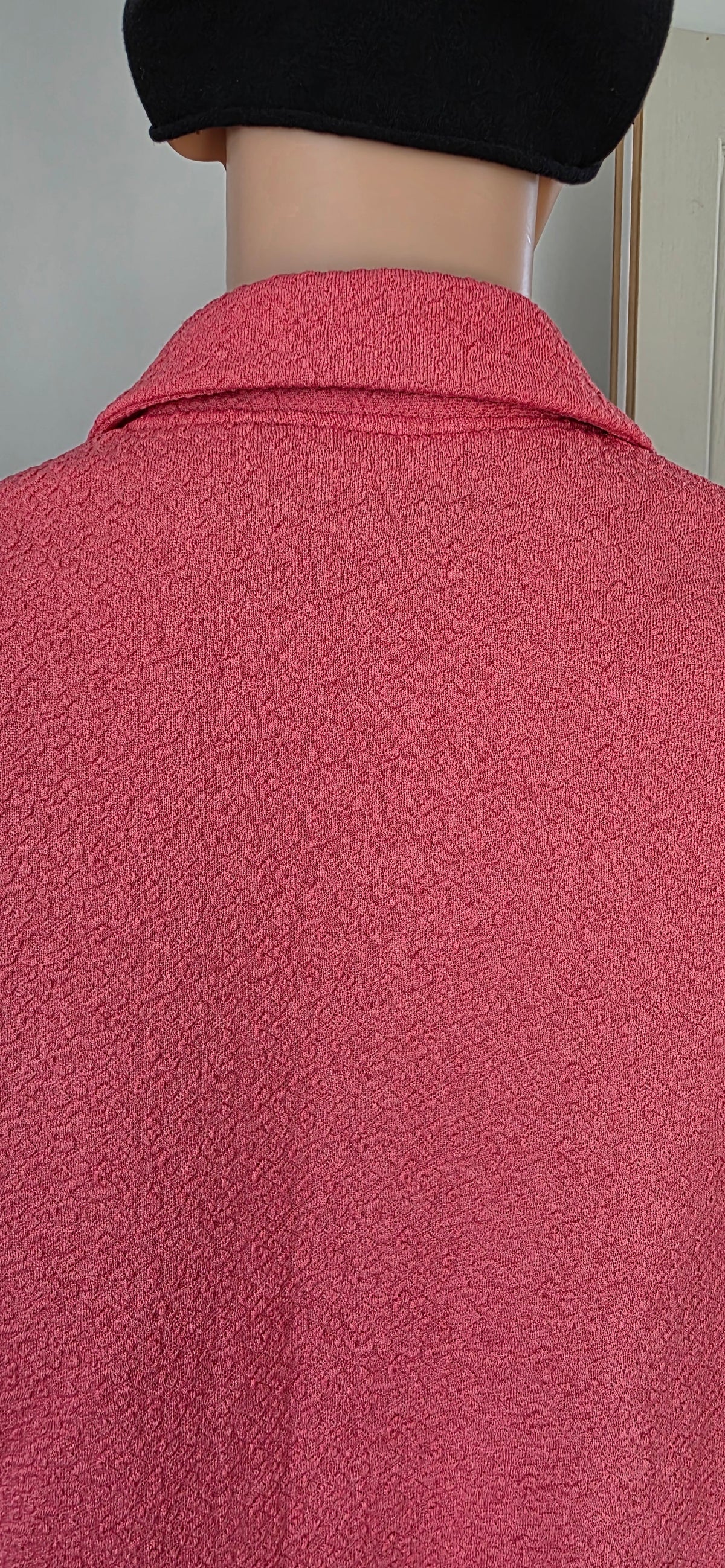 1960s Pink Crimplene Skirt Suit sz 18