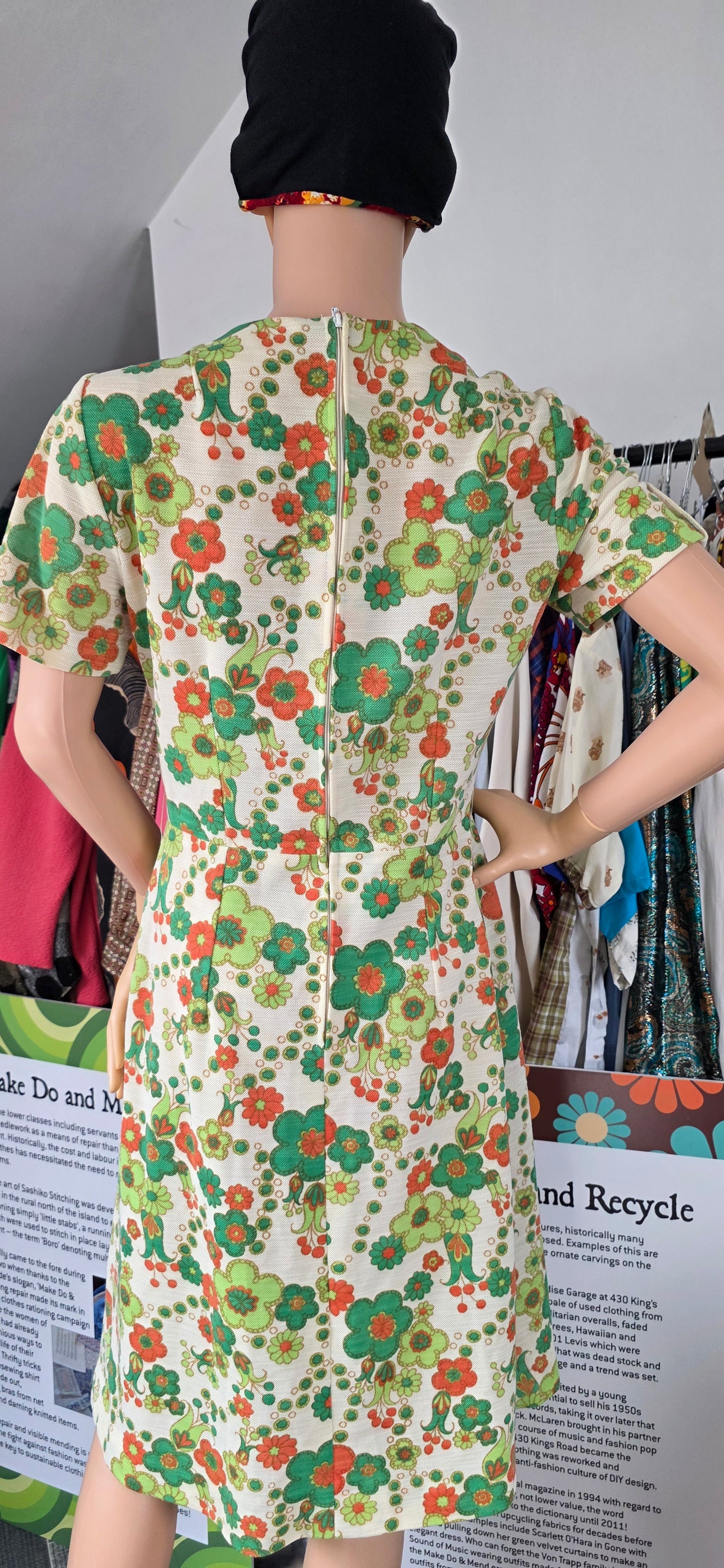 1970s Frankenwalder Floral Dress 12